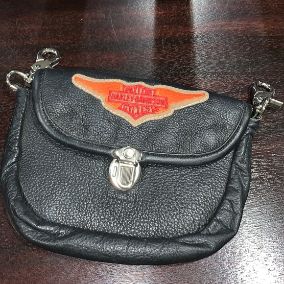 Harley-Davidson Other - EUC Harley Davidson black leather belt bag